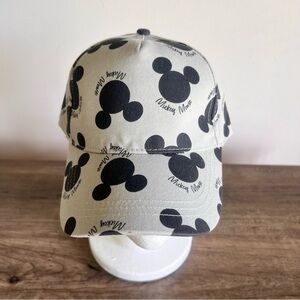 Disney Mickey Mouse Adjustable Adult Baseball Hat #C24485